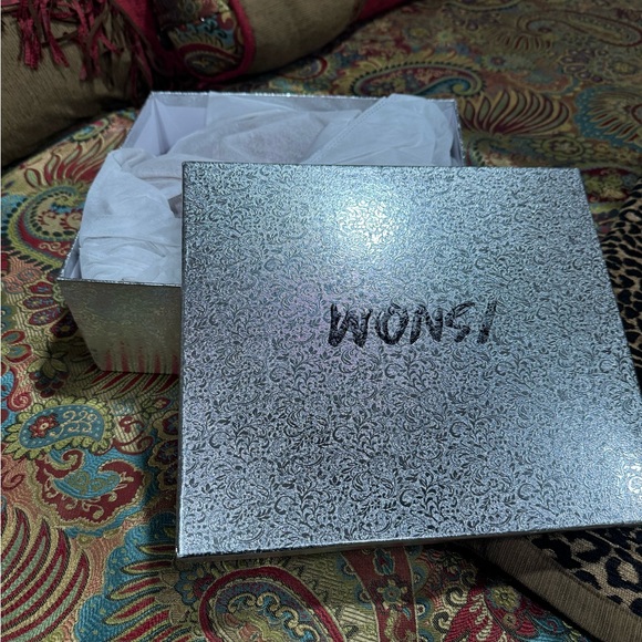 Ladies 9.5 stacked heel boot. Used once! - Picture 4 of 4